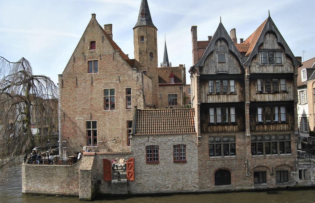 Hotel Duc De Bourgogne Bruges Exterior photo