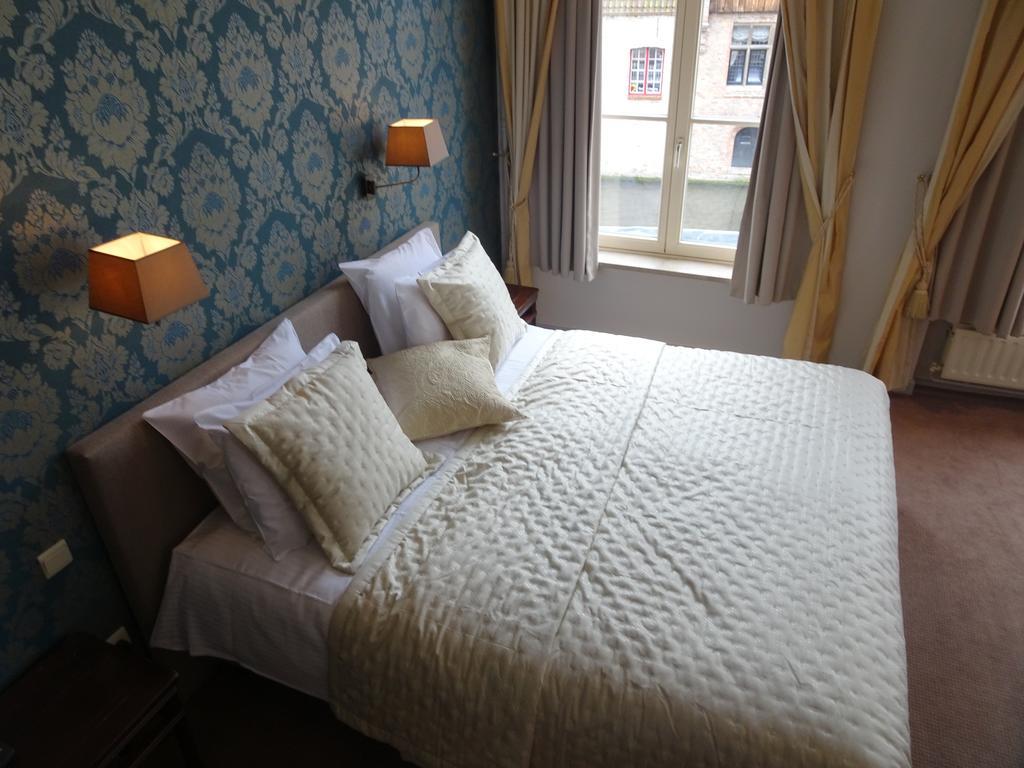 Hotel Duc De Bourgogne Bruges Exterior photo